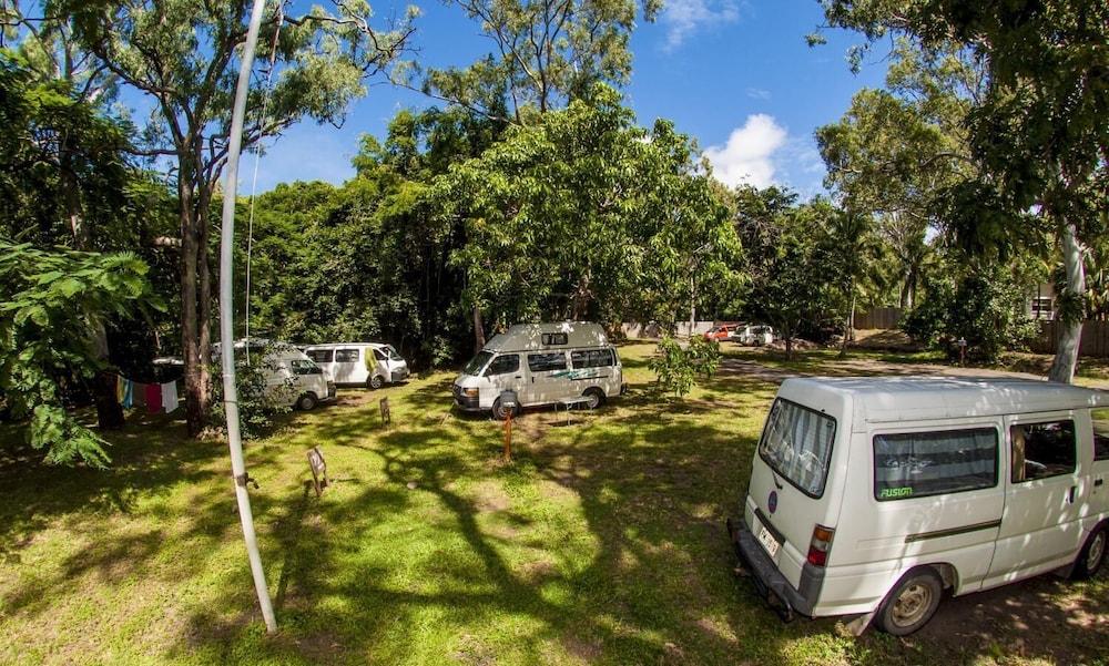 Nomads Airlie Beach (Adults Only) Exterior photo